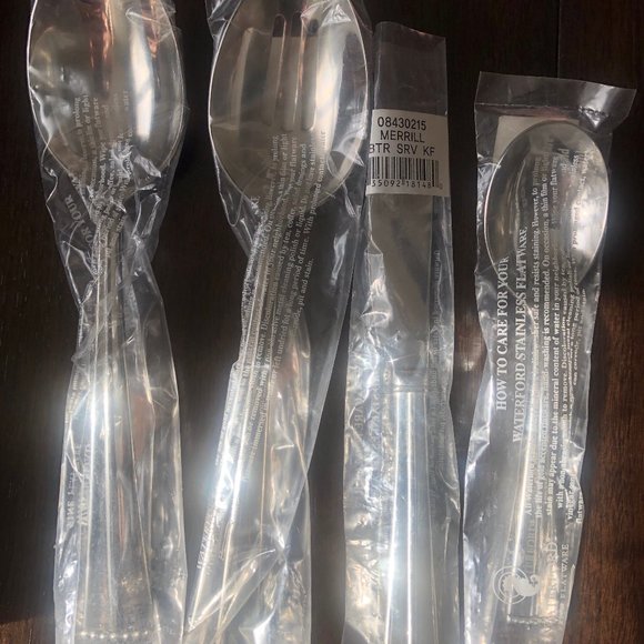 Waterford Merrill Pattern 4 Piece Hostess Set NWT - Picture 2 of 3